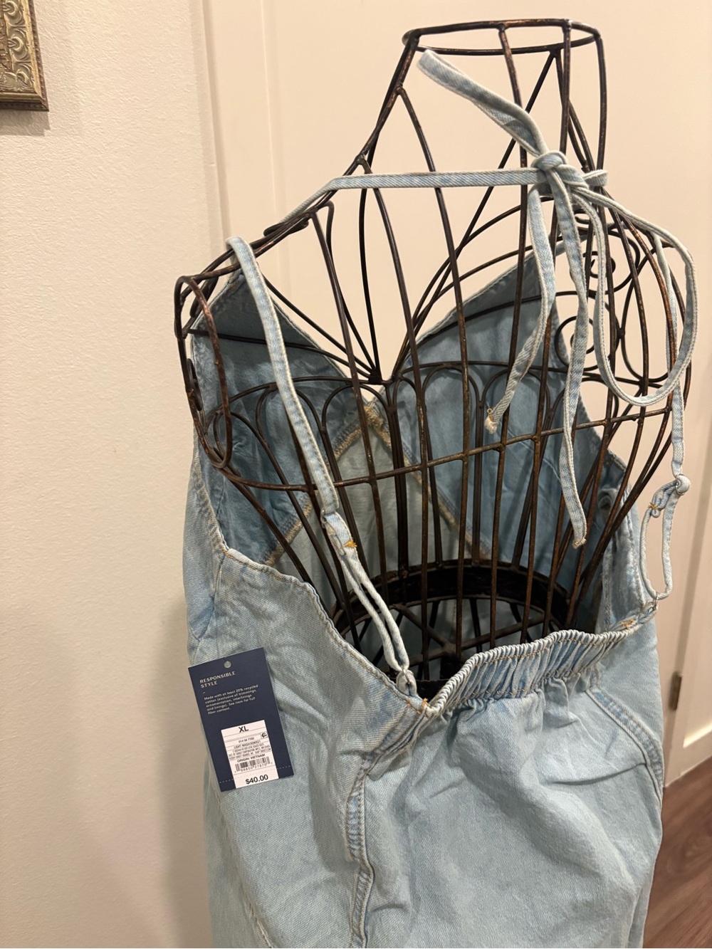Beautiful Denim Dress universal thread light blue with straps. - Picture 7 of 8